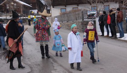 Sonnseitner Faschingsumzug Thurn 2018-galerie18-c-svthurn Sonnseitner Faschingsumzug Thurn 2018-galerie18-c-svthurn