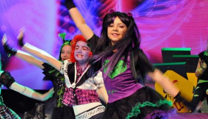 Valeina-Dance-buehne-Villacher-Fasching5-c-valeinadance Valeina-Dance-buehne-Villacher-Fasching5-c-valeinadance