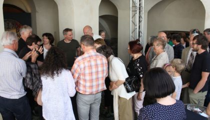 Reger Publikumsandrang bei der Präsentation-c-Museum Schloss Bruck Elisa De Gaetani Reger Publikumsandrang bei der Präsentation-c-Museum Schloss Bruck Elisa De Gaetani