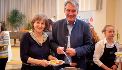 17.05.2018, Oesterreich, Lienz, Spitalskirche, 12. Schokoladennacht - Im Bild Dr. Gabriele Lehner vom Bildungshaus Osttirol und Caritas Direktor Georg Schaermer , Brunner Images 2018, Foto: Brunner Images / Philipp Brunner