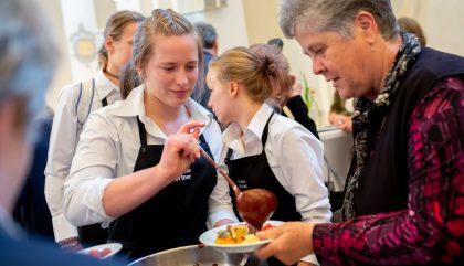 17.05.2018, Oesterreich, Lienz, Spitalskirche, 12. Schokoladennacht - Im Bild Besucher der Schokoladennacht , Brunner Images 2018, Foto: Brunner Images / Philipp Brunner