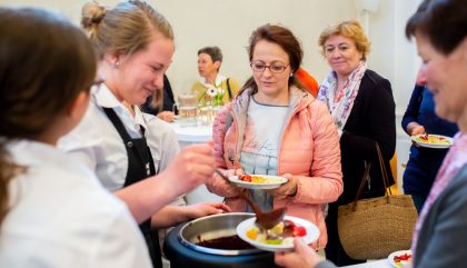 17.05.2018, Oesterreich, Lienz, Spitalskirche, 12. Schokoladennacht - Im Bild Besucher der Schokoladennacht , Brunner Images 2018, Foto: Brunner Images / Philipp Brunner