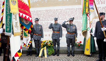 kaiserschuetzen-osttirol-gruendung-fahnen-c-brunner-g016