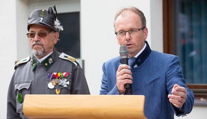 kaiserschuetzen-osttirol-gruendung-fahnen-c-brunner-g09