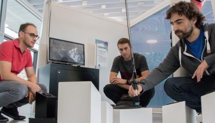 Ob zwischen Menschen, Systemen oder auf der Mikroebene der Atome und Moleküle: Wechselwirkungen spielen in Wissenschaft und Alltag eine wichtige Rolle.