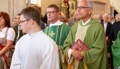 Einfuehrung des Neuen Pfarrers