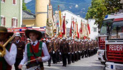 Segnung der neuen Drehleiter Segnung der neuen Drehleiter