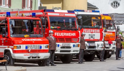 Segnung der neuen Drehleiter Segnung der neuen Drehleiter