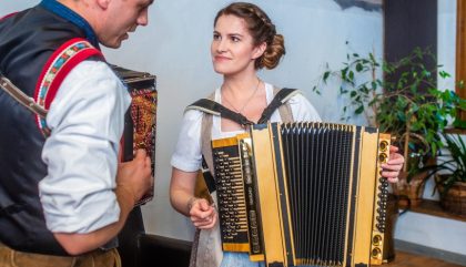 ServusTV musikantenstamm_c_brunner (4) ServusTV musikantenstamm_c_brunner (4)
