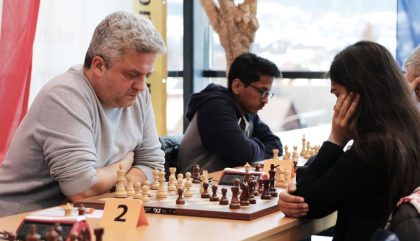 schach-lienzopen-AndreiIstratescu-vs-NishaMohota-c-oh
