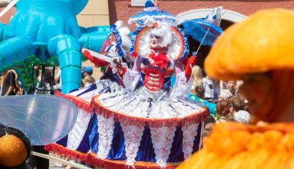 27.07.2019 - 28. Int. Strassentheaterfestival OLALA Mittagsparade - Lienz 27.07.2019 - 28. Int. Strassentheaterfestival OLALA Mittagsparade - Lienz