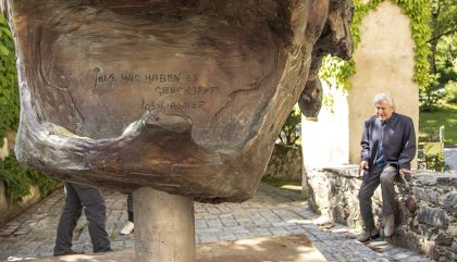 JosPirkner-Bulle-SchlossBruck-Inschrift_c-OsttirolHeute JosPirkner-Bulle-SchlossBruck-Inschrift_c-OsttirolHeute