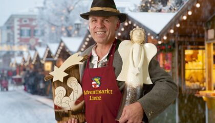Adventmarkt Lienz digitial Johann Niederegger Tonlodn_c_Profer&Partner Adventmarkt Lienz digitial Johann Niederegger Tonlodn_c_Profer&Partner