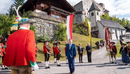 10 Eröffnung Burg Heinfels Meldung LH_c_Martin Bürgler