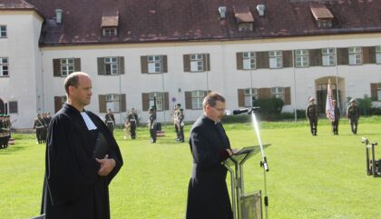 Haspingerkaserne Angelobung Geistliche_c_muehlburger Haspingerkaserne Angelobung Geistliche_c_muehlburger