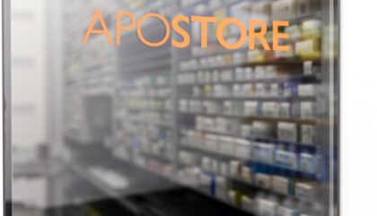 Bahnhofsapotheke-Lienz-160222_martinlugger_apotheke__09A2213 Bahnhofsapotheke-Lienz-160222_martinlugger_apotheke__09A2213