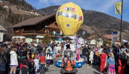 Sillian Fasching 2023_B100 Überflieger_c-OsttirolHeute Sillian Fasching 2023_B100 Überflieger_c-OsttirolHeute