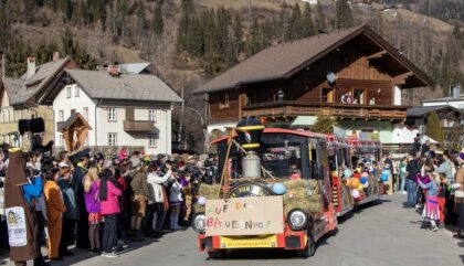 Sillian Fasching 2023_Bauernhof1_c-OsttirolHeute Sillian Fasching 2023_Bauernhof1_c-OsttirolHeute