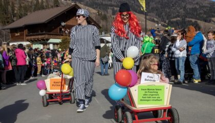 Sillian Fasching 2023_Sträflinge_c-OsttirolHeute Sillian Fasching 2023_Sträflinge_c-OsttirolHeute