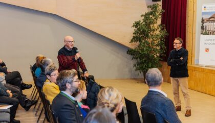 Uni im Dorf Publikum_c_Elias Bachmann Uni im Dorf Publikum_c_Elias Bachmann