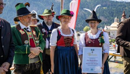 A Bataillonsschuetzenfest Oberland Pustertal 2024 Ehrung_c_Toni Ausserlechner A Bataillonsschuetzenfest Oberland Pustertal 2024 Ehrung_c_Toni Ausserlechner