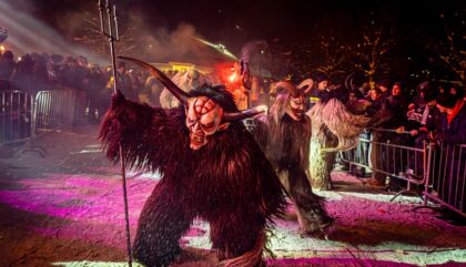 B Sexten Krampus Perchtentreffen_c_Toni Ausserlechner (176) B Sexten Krampus Perchtentreffen_c_Toni Ausserlechner (176)